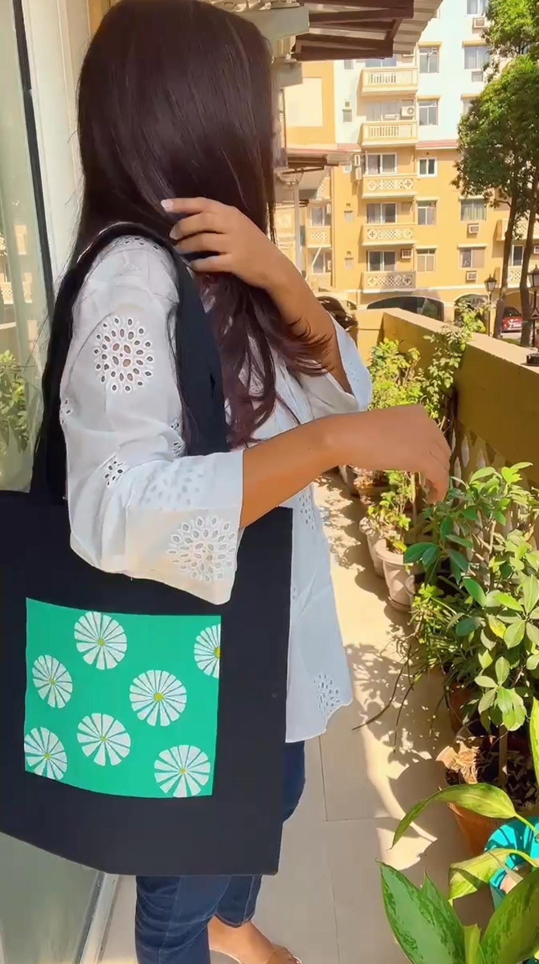 Lilies Tote Bag